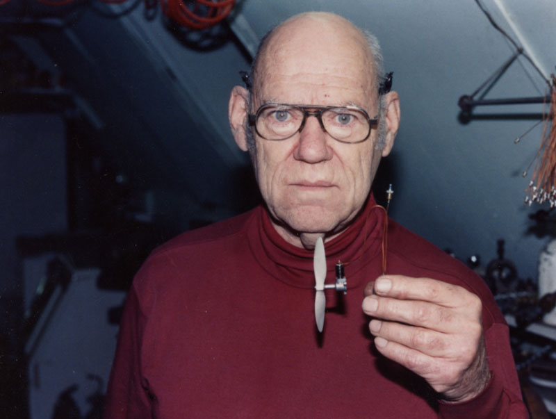 Bill Brown Holding a CO2 Engine. Bill Brown holding one of his CO2 engines.