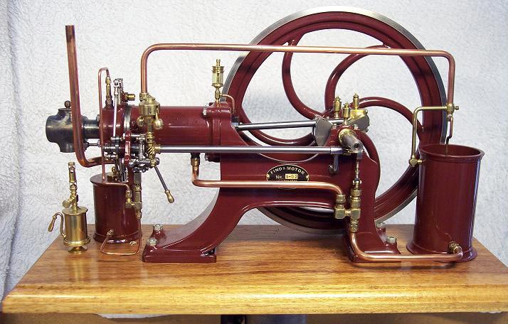 Lamp-Start Hot-Bulb Engine One of Find's first lamp-start engines.