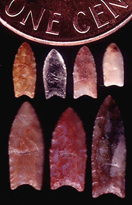 Micro Arrowheads More tiny arrowheads, all of a similar style.