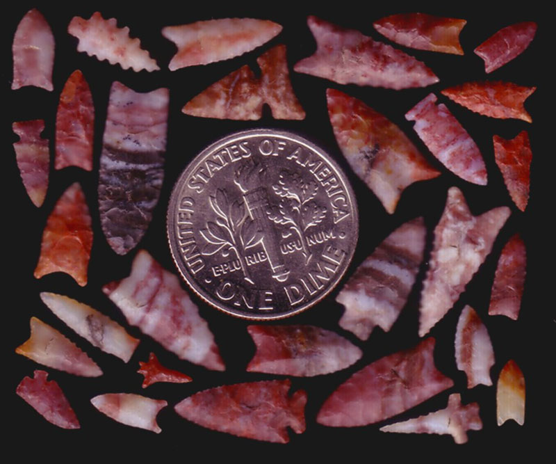 Alibates Flint Arrowheads These micro points are all made from Alibates flint.