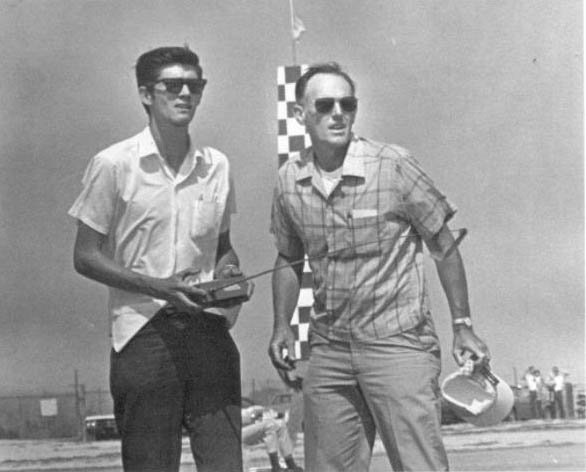 Clarence and Wayne Wainwright Clarence Lee (right) and Wayne Wainwright flying at a pylon race.