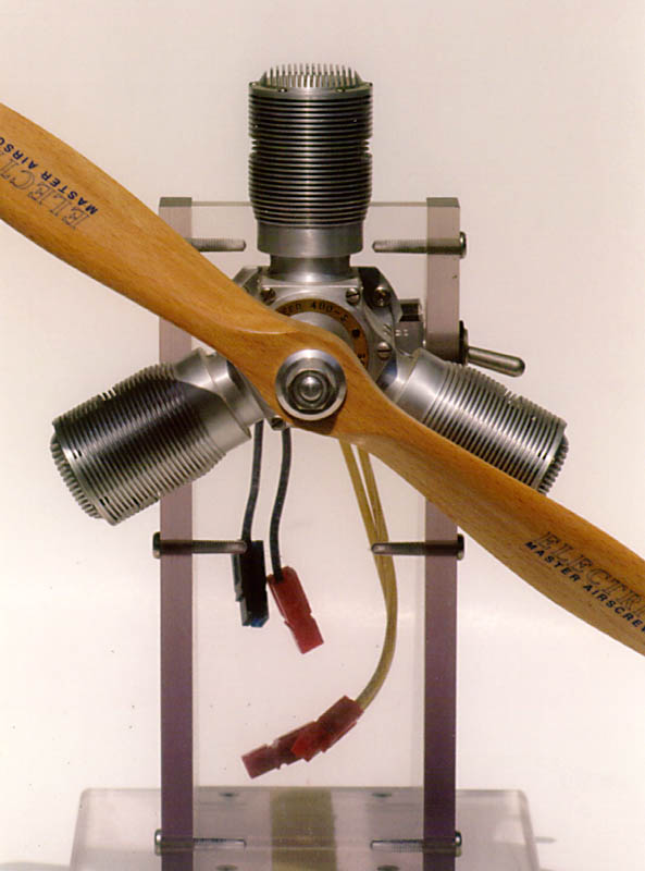 3-Cylinder Radial Aircraft Engine This interesting 3-cylinder radial aircraft engine model is actually an electric power plant.