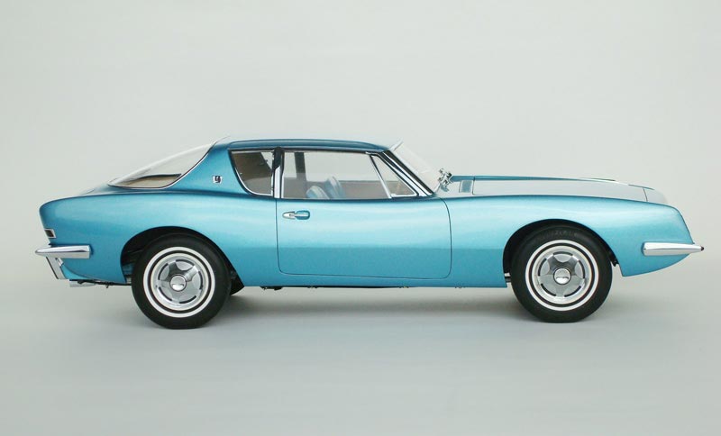 1/12 Scale Model Model Studebaker Avanti A side view of Roger's beautiful scale model Avanti.