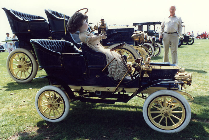 1/4 Scale “Baby” 1906 REO The 1/4 scale “Baby” 1906 REO is pictured in front of the full-size “Mama” car.