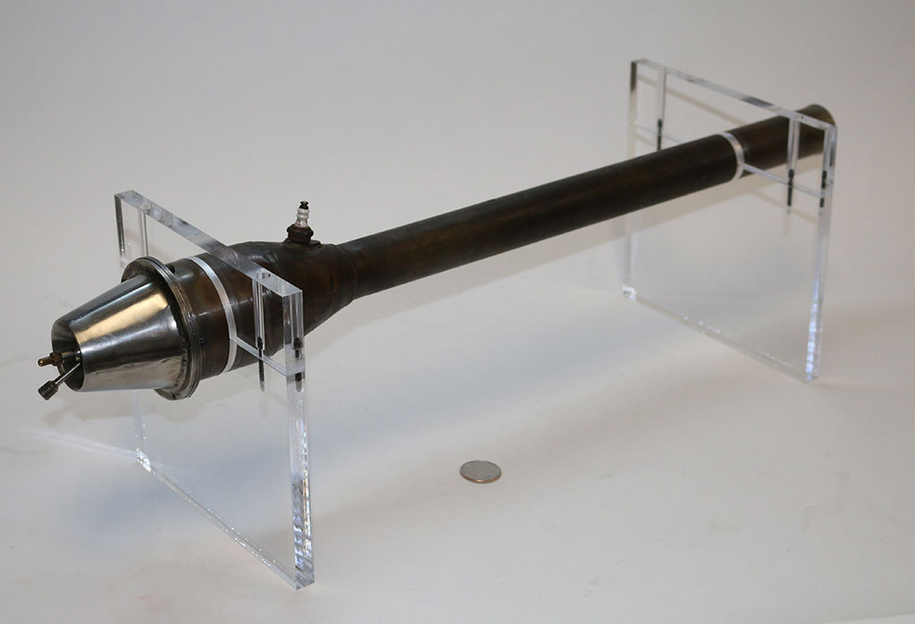 Pulsejet Engine