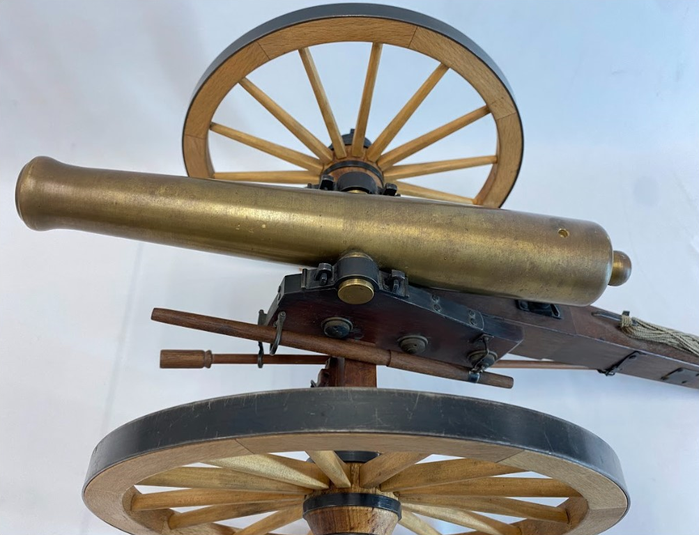 1/6 Scale M1857 12-Pounder Napoleon Gun The M1857 Napoleon gun was the American-manufactured version of the French "canon obusier de 12."