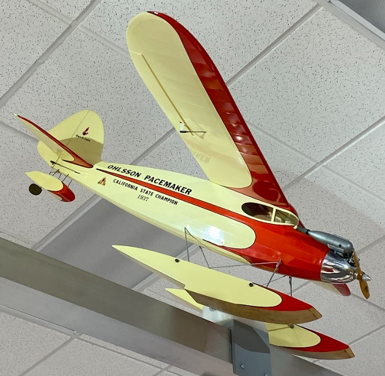 Ohlsson Pacemaker Floatplane Along with his replica Pacemaker, Dan also built this scale model floatplane version of the famous model airplane.