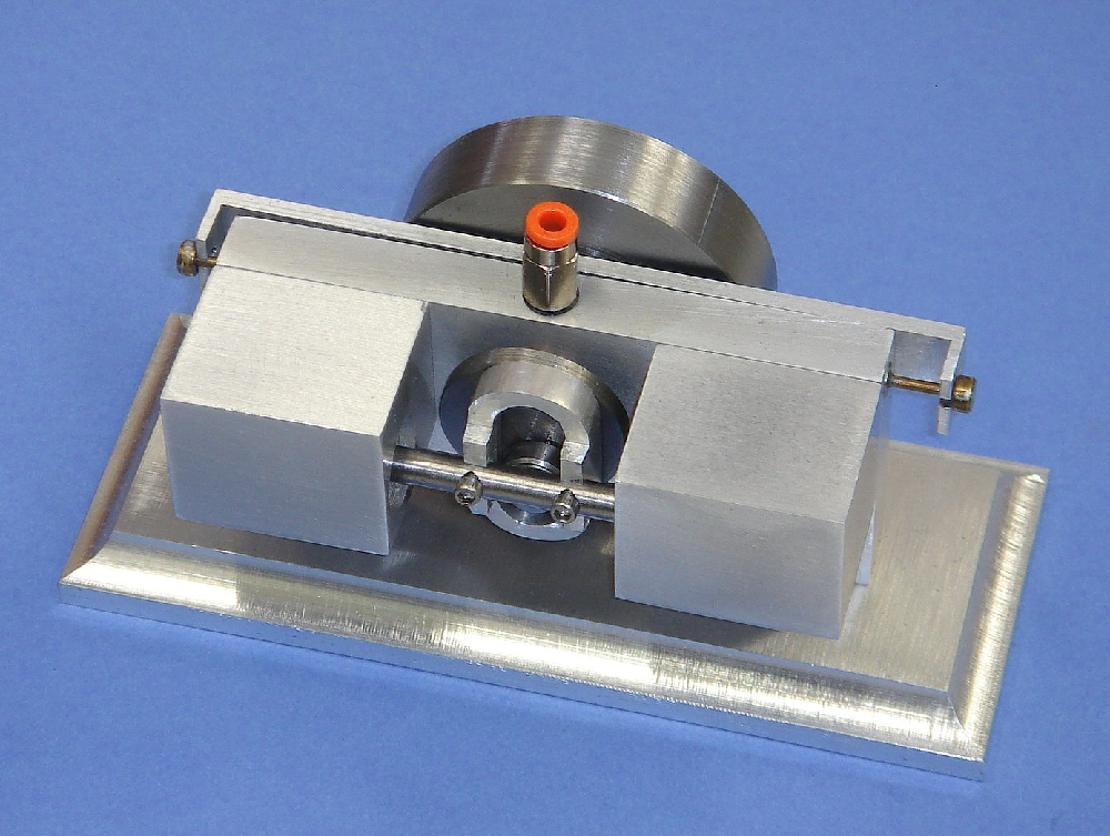 “Double Scotch” Scotch Yoke Steam Engine