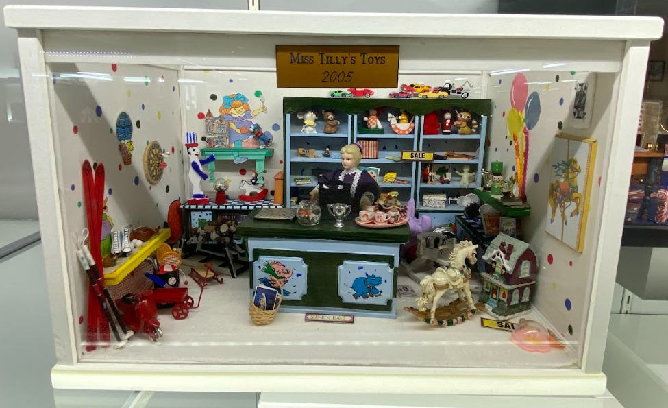 Miss Tilly’s Toys Dollhouse